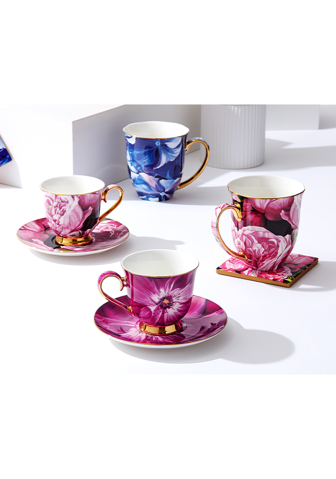 Blooms Cup & Saucer Set with luxurious gold detailing